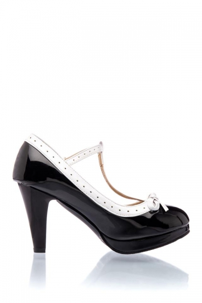 T Strap Pumps in Patent